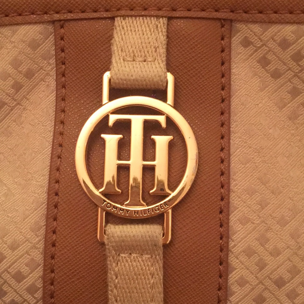 Tommy Hilfiger Purse